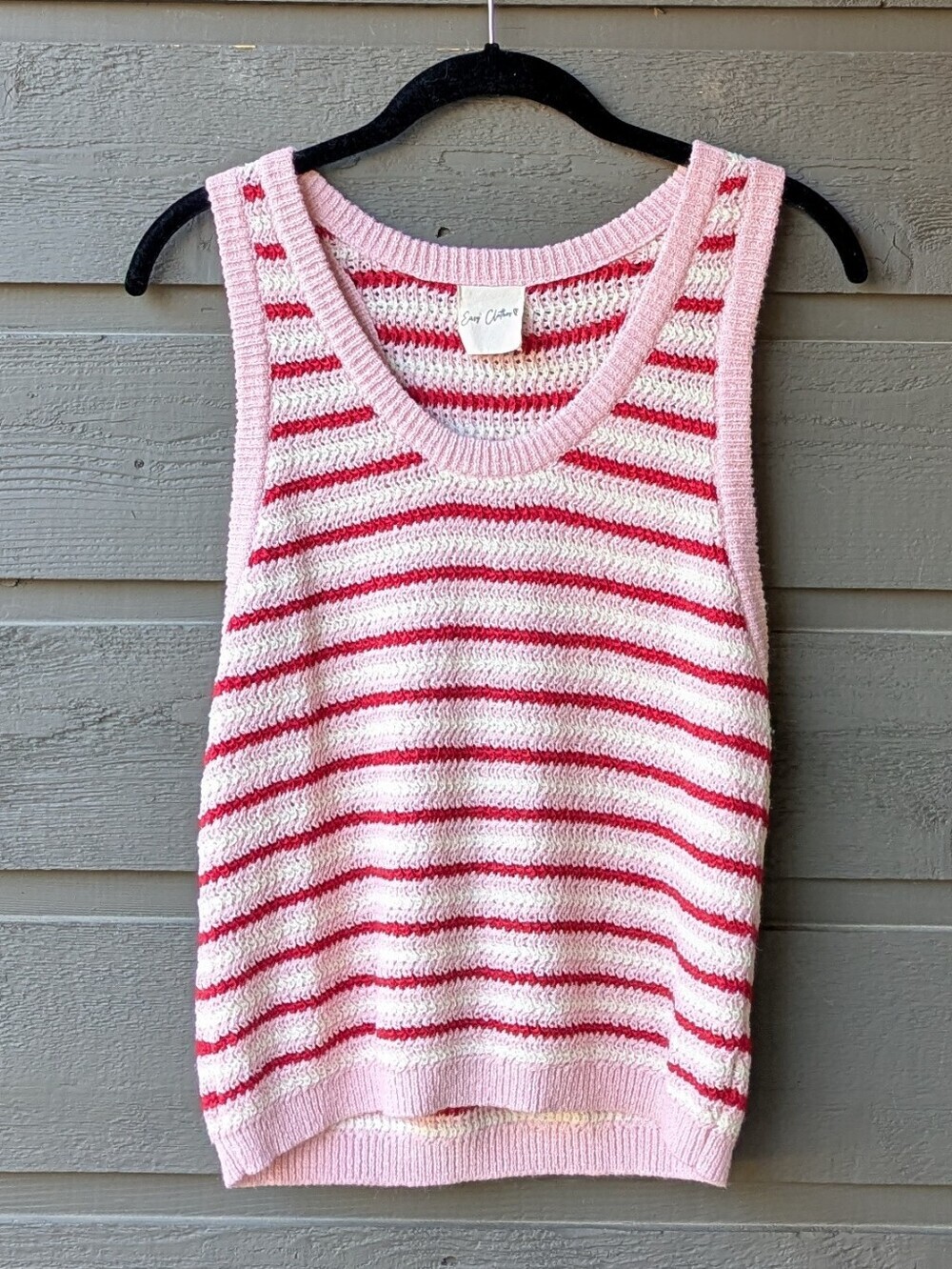 Easy Clothes Pink Red White Striped Sleeveless Knit Sweater Vest Size Medium